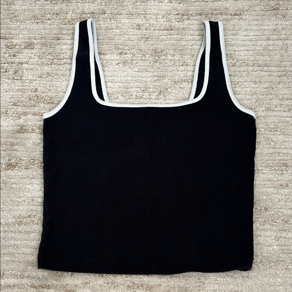 Abercrombie & Fitch Black and White Square Neck Crop Tank